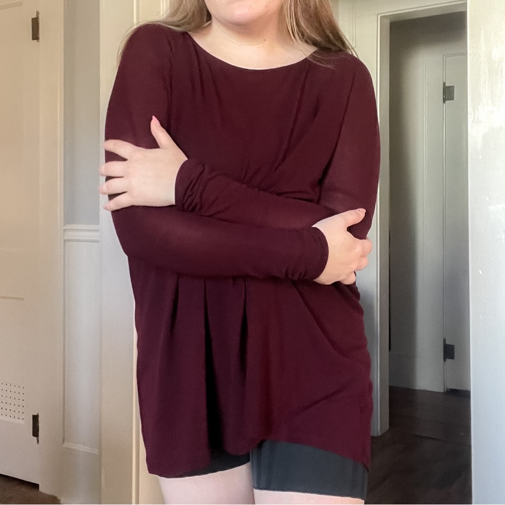 Very J Piko Long Sleeve Flowy Maroon Top